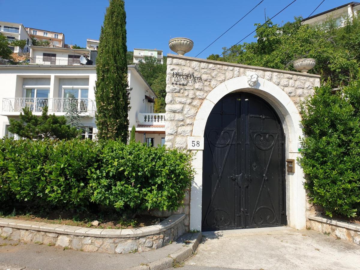 Bella Casa Apartment Senj  Bagian luar foto