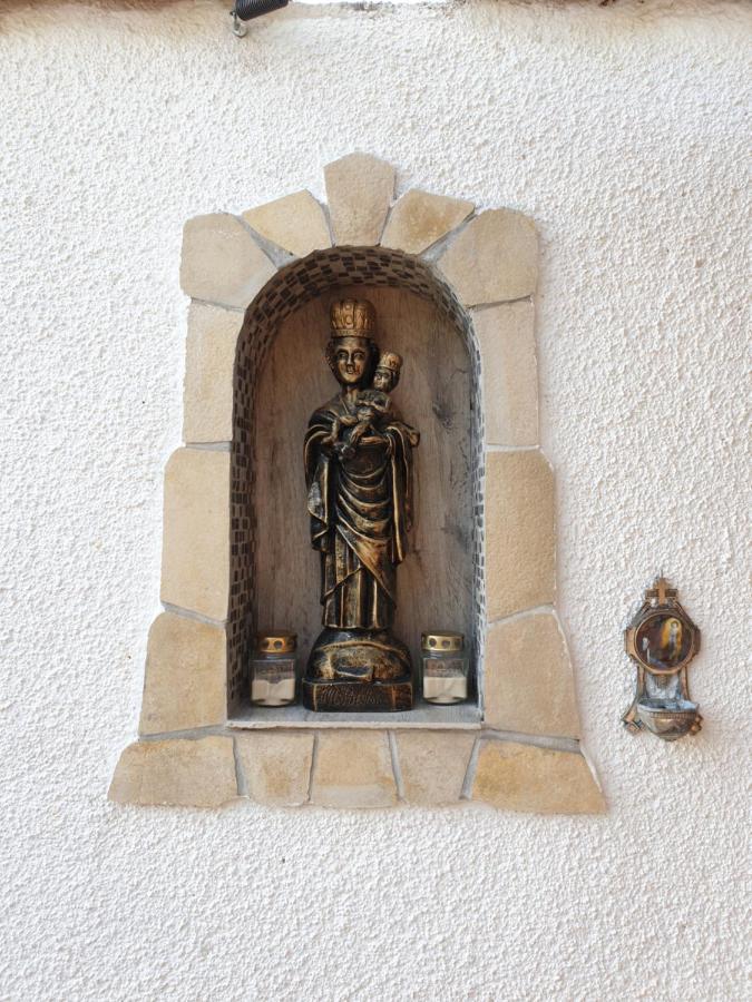 Bella Casa Apartment Senj  Bagian luar foto